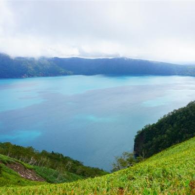 玩樂369北海道旅遊｜旭山北極熊.幸運之森.熱氣球.屈斜路湖.旭山動物園.摩周湖.三大蟹溫泉五日｜保住一晚鶴雅