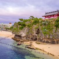 客製｜沖繩冬季限定賞鯨.保證入住四星希爾頓.海景溫泉.小希臘瀨長島.美麗海迷你小團四日【天天出發.專屬包車】※不含機票