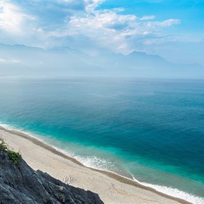 花蓮旅遊｜日式懷舊風情.七星潭.雲山水夢幻湖兩日｜四人成行