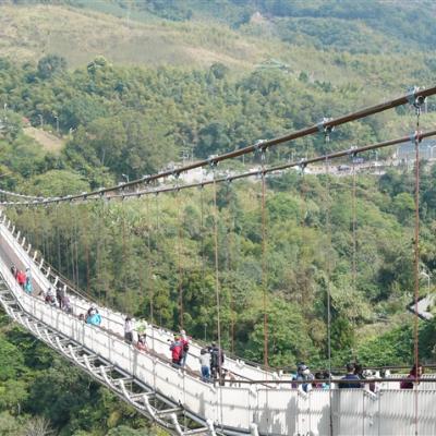 嘉義旅遊｜漫步雲端太平雲梯.竹林夾道孝子路.太興飛瀑步道一日｜中部出發