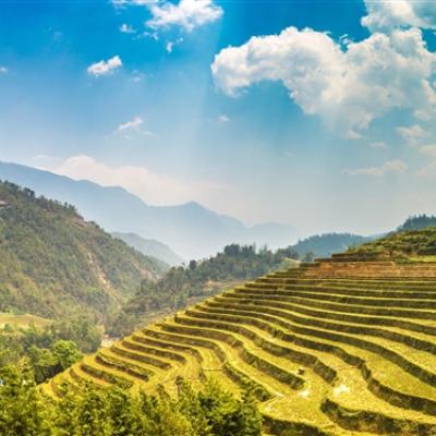 越南旅遊｜北越.雲霧仙境沙壩山城.絕美梯田.番西邦纜車.天空步道.下龍灣IRIS豪華日遊船六日｜台中出發