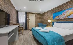Buccaneer Motel