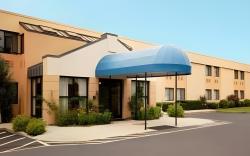 All Seasons Inn & Suites
