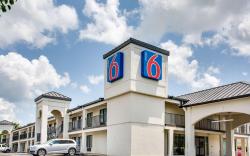 Motel 6 White House, TN