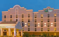 Holiday Inn Express Hotel & Suites Greenwood By IHG