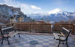 New Royal Guest House