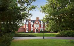 DoubleTree by Hilton St. Anne's Manor