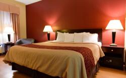 Baymont Inn & Suites by Wyndham Lincoln NE
