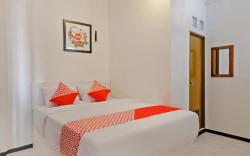 Super OYO 1376 Kina Family Residence Syariah