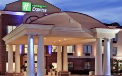 Holiday Inn Express Hotel & Suites Forest By IHG