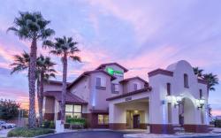 Holiday Inn Express Hotel & Suites Manteca By IHG