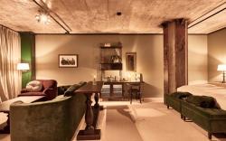 Steam Hotel