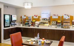 Holiday Inn Express Simi Valley By IHG