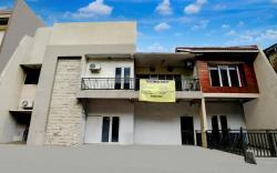Hotel O Siwalankerto Near City Of Tomorrow Mall Formerly Padang Pasir C-12 Residence