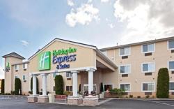 Holiday Inn Express Hotels & Suites Burlington By IHG