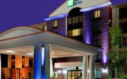 Holiday Inn Express & Suites Chesapeake By IHG