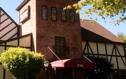 East Norwich Inn