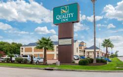 Quality Inn Clute Freeport
