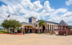 Motel 6 Brenham, TX