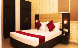 Hotel Crest Inn