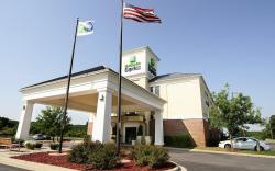 Holiday Inn Express - Delafield By IHG