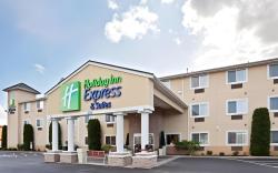 Holiday Inn Express Hotels & Suites Burlington By IHG