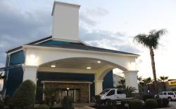 Wingate by Wyndham Humble Houston Intercontinental Airport