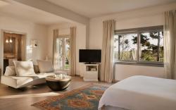Yria Island Boutique Hotel & Spa