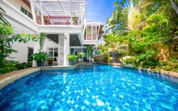 Paradise Pool Villa Pattaya in Tropicana Village
