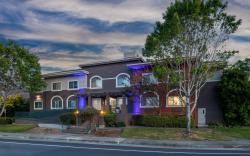 Holiday Inn Express & Suites Mountain View Silicon Valley By IHG