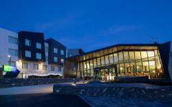 Holiday Inn Express And Suites Queenstown By IHG