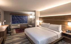 Holiday Inn Express And Suites Phoenix North - Happy Valley By IHG