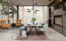 Moxy York