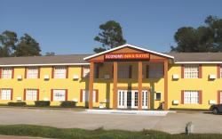 Economy Inn and Suites Tomball