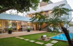 El House by StayVista - Unwind in a Villa w/ Pool
