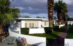 Stanlunds Inn and Suites