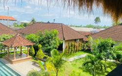 Arta Garden Guest House and Hostel
