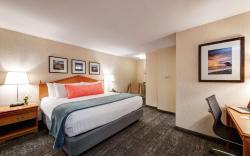 Port Inn and Suites Portsmouth, Ascend Hotel Collection