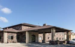 Quality Suites Near West Acres
