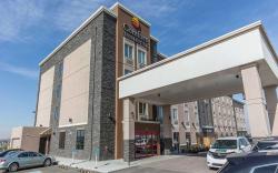 Comfort Inn & Suites Airport North