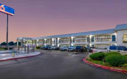 Motel 6 Texarkana, TX