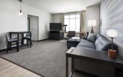 Residence Inn Long Island Garden City