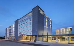Fairfield by Marriott Inn & Suites St. Louis Downtown