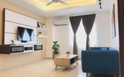 Enamor ~ Walking Distance to SEE, SHOP and EAT!
