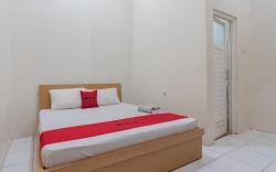 RedDoorz near Universitas Siliwangi Tasikmalaya