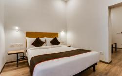Super Townhouse Gandhi Hall
