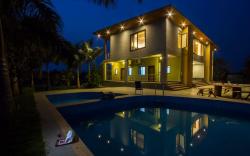 StayVista at Shubmann Villa with Pvt Pool & River View