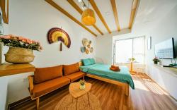 VIETNAM APARTS-FREE Pool,Gym&FewMins To EveryWhere