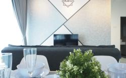 Arte Plus | 3 bed 2 bath | The Earth Theme home