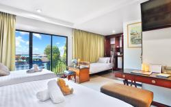 Diamond City Hotel